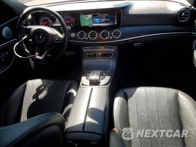 Zdjęcie 8 z 12 samochodu: 2018 MERCEDES-BENZ E 300 VIN:WDDZF4JB6JA329073 - miniatura