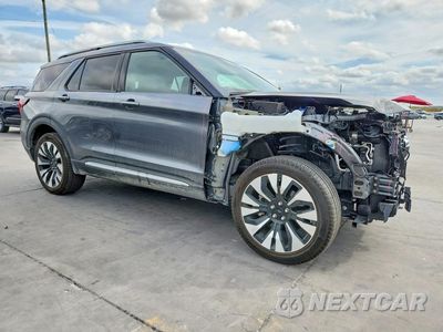 Czwarte zdjęcie samochodu z boku: 2025 FORD EXPLORER PLATINUM VIN:1FMUK8HH6SGB66078 - miniatura