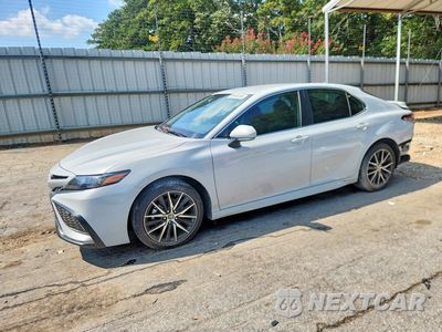 2023 TOYOTA CAMRY SE 4T1G11AK0PU086426 - główne zdjęcie licytacji z USA - miniatura