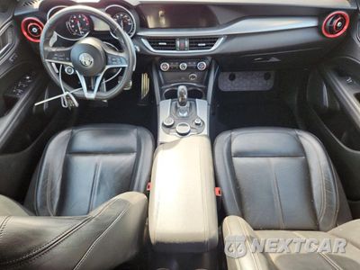 Zdjęcie 8 z 13 samochodu: 2018 ALFA ROMEO STELVIO SPORT VIN:ZASFAKPN0J7B78981 - miniatura