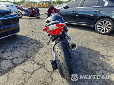 Czwarte zdjęcie samochodu z boku: 2011 BMW S 1000 RR VIN:WB1051708BZV42911 - miniatura