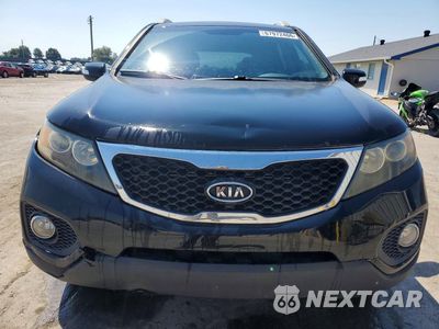Piąte zdjęcie samochodu w środku: 2012 KIA SORENTO LX VIN:5XYKT3A66CG263659 - miniatura