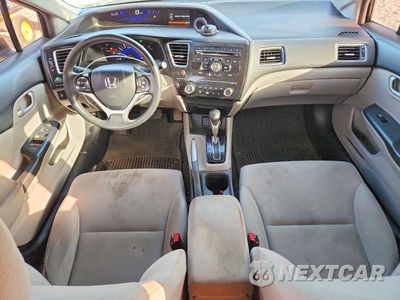 Zdjęcie 8 z 12 samochodu: 2013 HONDA CIVIC LX VIN:19XFB2F56DE030328 - miniatura