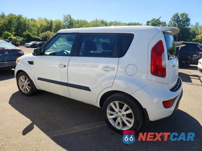 Drugie zdjęcie samochodu z przodu: 2013 KIA SOUL + VIN:KNDJT2A61D7551612 - miniatura