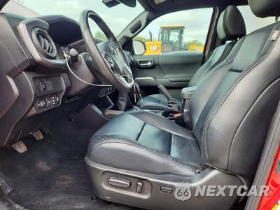 Zdjęcie 7 z 12 samochodu: 2022 TOYOTA TACOMA TRD OFF-ROAD VIN:3TYCZ5AN6NT066782 - miniatura