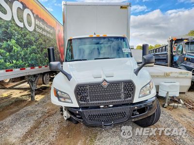 Piąte zdjęcie samochodu w środku: 2023 INTERNATIONAL MV607 BOX TRUCK VIN:3HAEUMML8PL216614 - miniatura