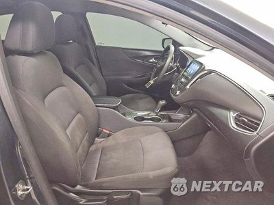 Zdjęcie 13 z 13 samochodu: 2019 CHEVROLET MALIBU LT VIN:1G1ZD5ST3KF137376 - miniatura