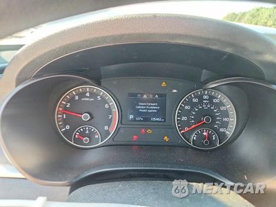 Zdjęcie 9 z 13 samochodu: 2019 KIA OPTIMA LX VIN:5XXGT4L38KG317626 - miniatura