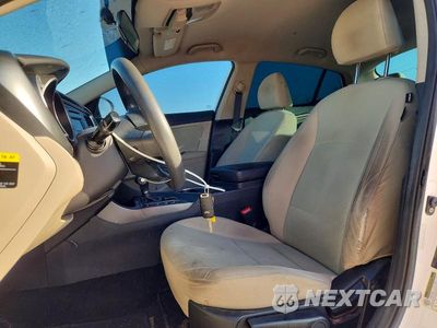 Zdjęcie 7 z 13 samochodu: 2015 KIA OPTIMA LX VIN:KNAGM4A79F5585448 - miniatura