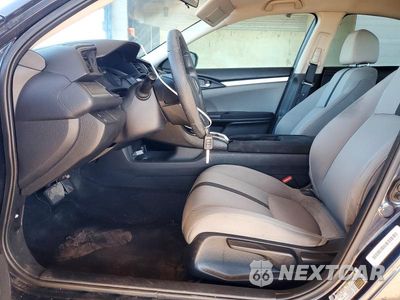 Zdjęcie 7 z 12 samochodu: 2016 HONDA CIVIC LX VIN:19XFC2F58GE011345 - miniatura
