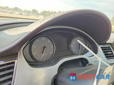 Zdjęcie 9 z 12 samochodu: 2013 AUDI S8 QUATTRO VIN:WAUD2AFD9DN019583 - miniatura