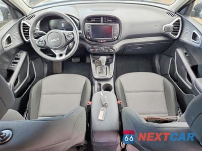 Zdjęcie 8 z 12 samochodu: 2025 KIA SOUL LX VIN:KNDJ23AU3S7937498 - miniatura