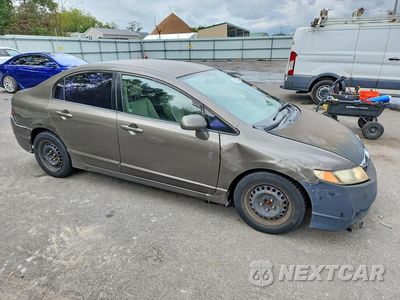 Czwarte zdjęcie samochodu z boku: 2010 HONDA CIVIC LX VIN:2HGFA1F58AH546057 - miniatura