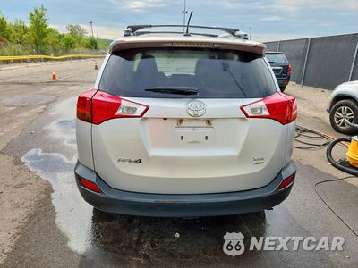 Zdjęcie 6 z 13 samochodu: 2014 TOYOTA RAV4 XLE VIN:JTMRFREV4EJ012409 - miniatura