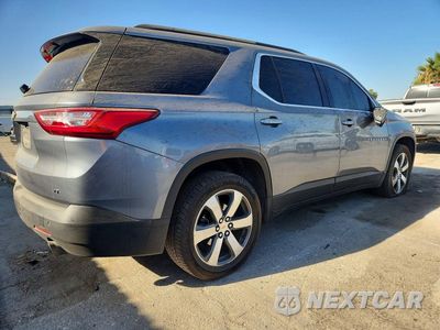 Trzecie zdjęcie samochodu z tyłu: 2021 CHEVROLET TRAVERSE LT VIN:1GNERHKW9MJ155648 - miniatura