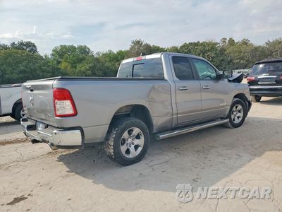 Trzecie zdjęcie samochodu z tyłu: 2020 RAM 1500 BIG HORN/LONE STAR VIN:1C6SRFBT0LN386488 - miniatura