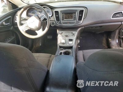 Zdjęcie 8 z 12 samochodu: 2015 CHRYSLER 200 LIMITED VIN:1C3CCCAB9FN577549 - miniatura