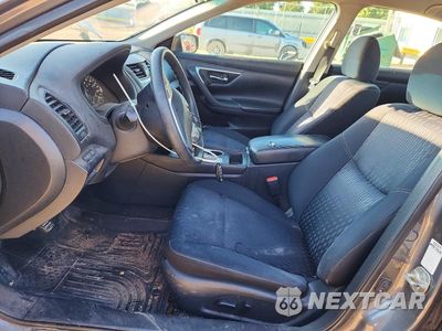 Zdjęcie 7 z 12 samochodu: 2017 NISSAN ALTIMA 2.5 S VIN:1N4AL3AP5HN365531 - miniatura