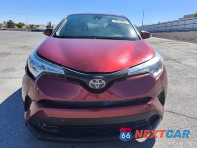 Piąte zdjęcie samochodu w środku: 2019 TOYOTA C-HR LE VIN:JTNKHMBX1K1038381 - miniatura