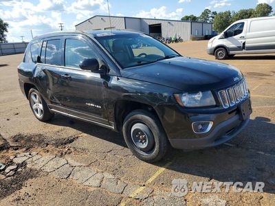 Czwarte zdjęcie samochodu z boku: 2014 JEEP COMPASS LATITUDE VIN:1C4NJCEA3ED679221 - miniatura