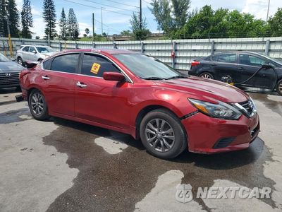Czwarte zdjęcie samochodu z boku: 2018 NISSAN ALTIMA 2.5 S VIN:1N4AL3AP4JC121712 - miniatura