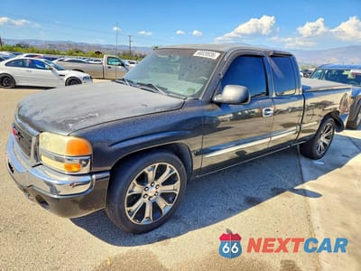 2003 GMC NEW SIERRA C1500 2GTEC19T331307008 - główne zdjęcie licytacji z USA - miniatura