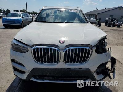 Piąte zdjęcie samochodu w środku: 2018 BMW X3 XDRIVE30I VIN:5UXTR9C55JLD58663 - miniatura