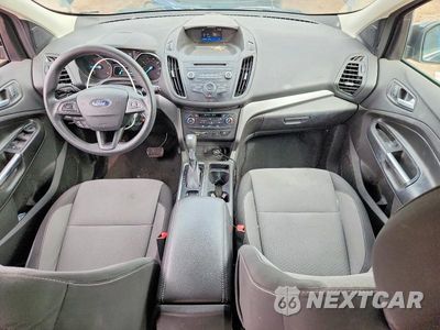 Zdjęcie 8 z 12 samochodu: 2017 FORD ESCAPE SE VIN:1FMCU0GD7HUC80302 - miniatura
