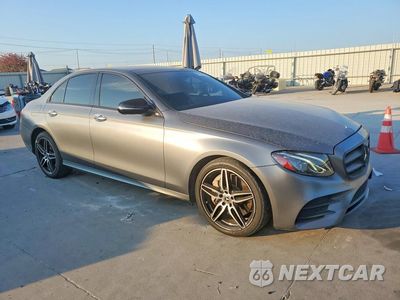 Czwarte zdjęcie samochodu z boku: 2019 MERCEDES-BENZ E 450 4MATIC VIN:WDDZF6JB9KA621281 - miniatura