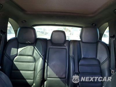 Zdjęcie 11 z 14 samochodu: 2014 PORSCHE CAYENNE GTS VIN:WP1AD2A25ELA74328 - miniatura