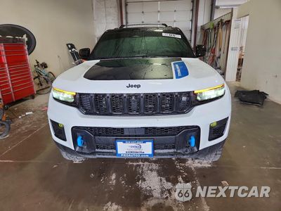 Piąte zdjęcie samochodu w środku: 2022 JEEP GRAND CHEROKEE TRAILHAWK 4XE VIN:1C4RJYC62N8818342 - miniatura