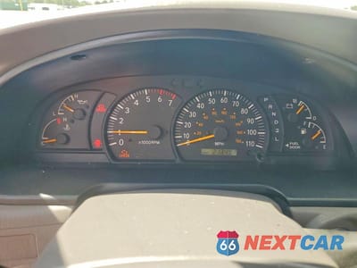 Zdjęcie 9 z 12 samochodu: 2003 TOYOTA TUNDRA SR5 VIN:5TBRT34133S357010 - miniatura