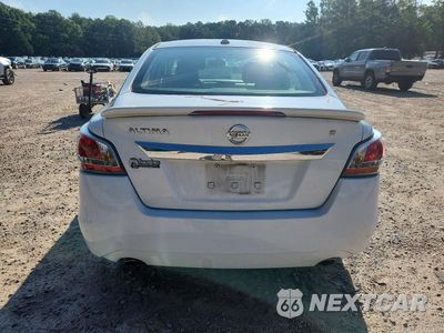 Zdjęcie 6 z 13 samochodu: 2015 NISSAN ALTIMA 2.5 S VIN:1N4AL3AP1FN393680 - miniatura