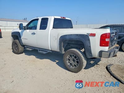 Drugie zdjęcie samochodu z przodu: 2008 CHEVROLET SILVERADO K1500 VIN:2GCEK19J981250936 - miniatura