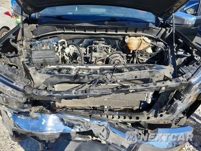 Zdjęcie 11 z 12 samochodu: 2019 CHEVROLET SILVERADO K1500 LT VIN:3GCUYDED6KG151887 - miniatura