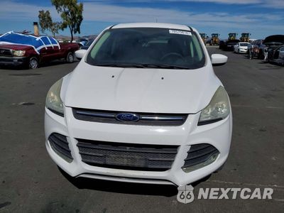 Piąte zdjęcie samochodu w środku: 2015 FORD ESCAPE SE VIN:1FMCU9GXXFUA68599 - miniatura