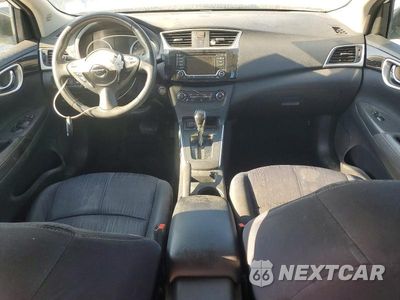 Zdjęcie 8 z 12 samochodu: 2016 NISSAN SENTRA SV VIN:3N1AB7AP8GL655817 - miniatura
