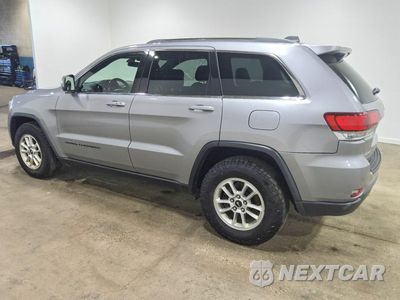 Drugie zdjęcie samochodu z przodu: 2020 JEEP GRAND CHEROKEE LAREDO VIN:1C4RJFAG7LC200718 - miniatura