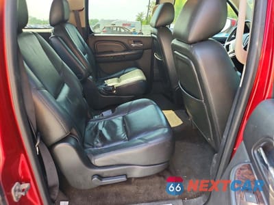 Zdjęcie 11 z 14 samochodu: 2012 GMC YUKON XL DENALI VIN:1GKS2MEF3CR217974 - miniatura