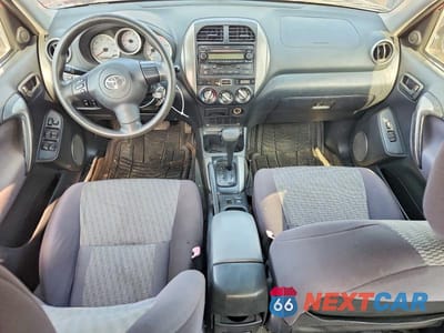 Zdjęcie 8 z 13 samochodu: 2005 TOYOTA RAV4 BASE VIN:JTEGD20V450059274 - miniatura