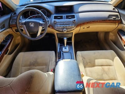 Zdjęcie 8 z 12 samochodu: 2008 HONDA ACCORD EX VIN:1HGCP267X8A113924 - miniatura