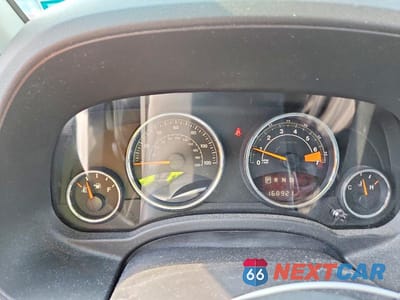 Zdjęcie 9 z 13 samochodu: 2014 JEEP COMPASS LATITUDE VIN:1C4NJDEB7ED828910 - miniatura
