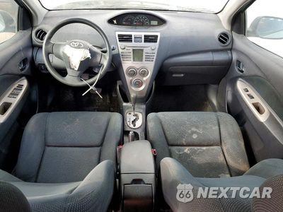 Zdjęcie 8 z 13 samochodu: 2009 TOYOTA YARIS BASE VIN:JTDBT903494051781 - miniatura