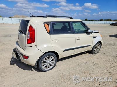 Trzecie zdjęcie samochodu z tyłu: 2013 KIA SOUL + VIN:KNDJT2A69D7537585 - miniatura