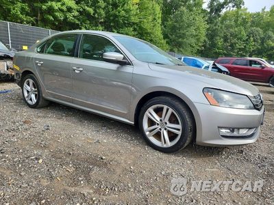 Czwarte zdjęcie samochodu z boku: 2013 VOLKSWAGEN PASSAT SEL VIN:1VWCN7A30DC085603 - miniatura