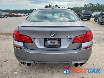 Zdjęcie 6 z 12 samochodu: 2013 BMW M5 VIN:WBSFV9C52DC773475 - miniatura