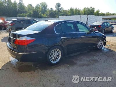 Trzecie zdjęcie samochodu z tyłu: 2010 HYUNDAI GENESIS 3.8L VIN:KMHGC4DE2AU074853 - miniatura