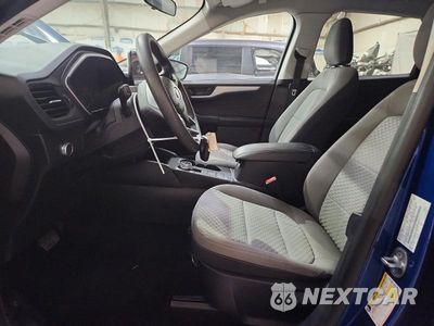 Zdjęcie 7 z 13 samochodu: 2022 FORD ESCAPE SE VIN:1FMCU0G66NUA85496 - miniatura