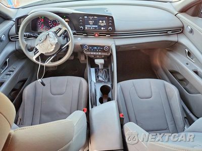Zdjęcie 8 z 13 samochodu: 2021 HYUNDAI ELANTRA SEL VIN:KMHLM4AG8MU175501 - miniatura
