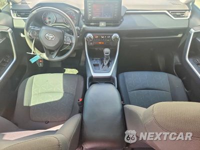 Zdjęcie 8 z 12 samochodu: 2019 TOYOTA RAV4 XLE VIN:2T3W1RFV1KW006533 - miniatura